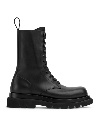 Bottega Veneta Leather Lace-up Boots In Black