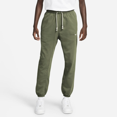 Nike Men's Standard Issue Dri-fit Basketball Pants In Medium Olive/ Pale Ivory