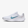 Nike Men's Quest 5 Road Running Shoes In White