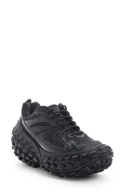 Balenciaga Men's Defender Tonal Mesh-rubber Trainers In Black