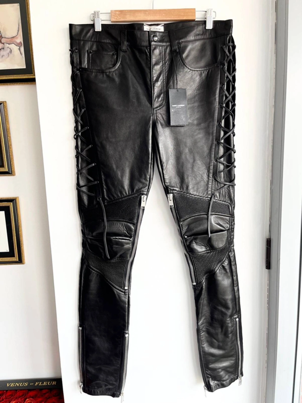 saint laurent by hedi slimane クリーパー ?media_id=3122521021668524825