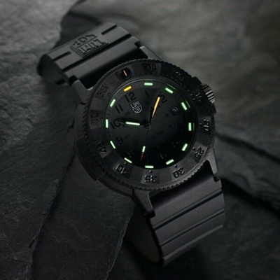 Pre-owned Luminox Lm3001.evo.bo Original Navy Seal Dive Men's Watch