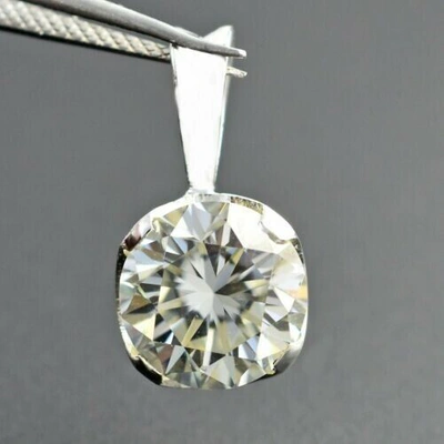 Pre-owned Precious 5ct Certified Rbc Off White Diamond Solitaire Pendant In 925 Silver-treated