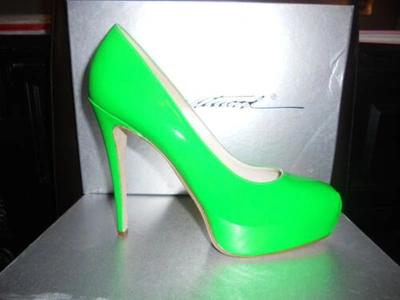 Pre-owned Brian Atwood Maniac Patent Leather Glass Platform Heels Pumps Shoes Apple $695 In Green