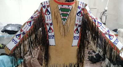 Pre-owned Native 19th Century  Sioux Beaded War Shirt In Beige