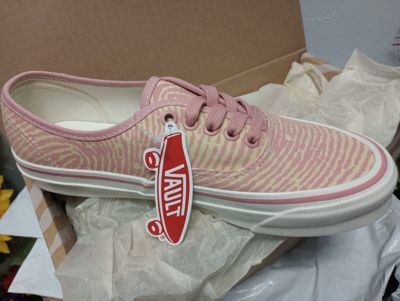 Pre-owned Vans Vault Og Authentic Lx Salehe Bembury Spunge Peppercorn Size 8 Rare In Hand In Pink