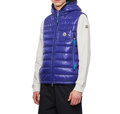 Moncler Logo Patch Zip In Blue
