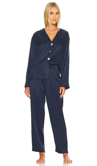 Lunya Washable Silk Long Sleeve Pant Set In Deep Blue