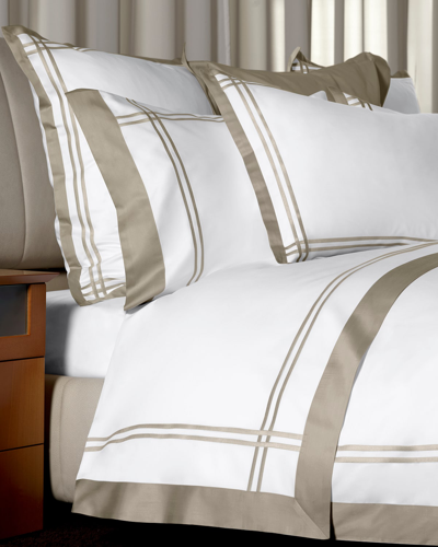 Signoria Firenze Sinfonia 400 Thread Count Queen Flat Sheet In White/khaki