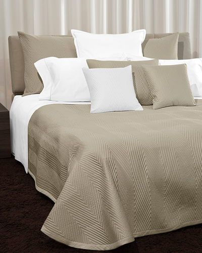 Signoria Firenze Letizia Quilted King Coverlet In Khaki