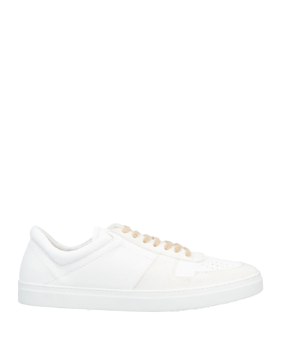 Yatay Sneakers In White