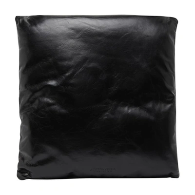Bottega Veneta Pillow Pouch In Black M Brass