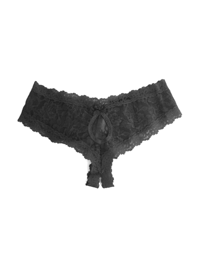 Hanky Panky Signature Lace Crotchless Cheeky Hipster In Black