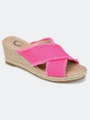 Journee Collection Women's Tru Comfort Foam Shanni Wedge In Fuchsia