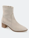 Journee Signature Womens Block Heel Round Toe Booties In Sand