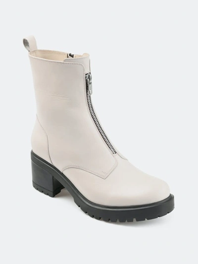 Journee Signature Women's Norrah Front Zip Lug Sole Moto Booties In Bone