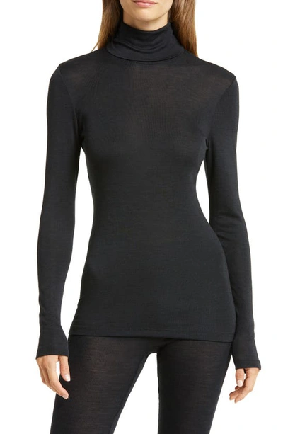 Hanro Woolen Turtleneck Wool-silk Blend Top In Black