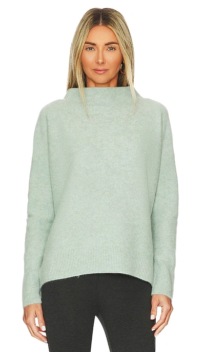 Vince Boiled Cashmere Funnel-neck Pullover In Mint Glass