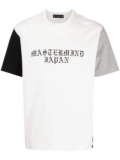 Mastermind Japan Logo-print Detail T-shirt In Weiss