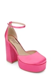 Jewel Badgley Mischka Giada Platform Pump In Sherbet Pink