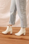 Lulus Sarai Off White Pointed-toe Ankle Booties In White
