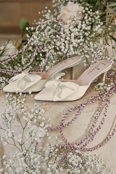 Lulus Lyle Ivory Satin Pointed-toe Mules