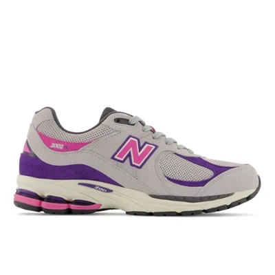 New Balance Men's 2002r In Grey/purple