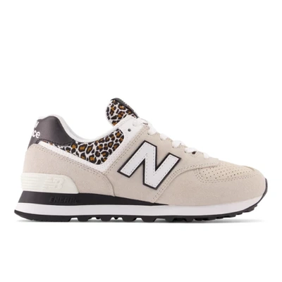 New Balance Women's 574 In Grey/black