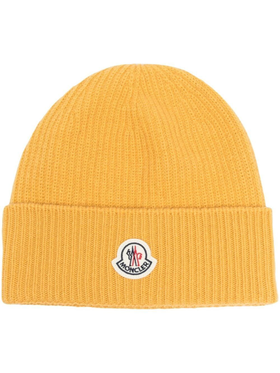 Moncler Logo-patch Ribbed-knit Beanie In Yellow