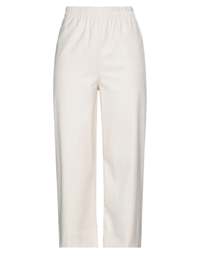 Guttha Pants In White