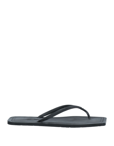 Carlotha Ray Toe Strap Sandals In Black