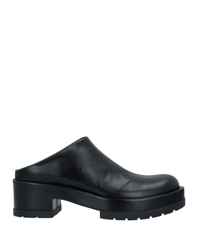 Sapio Low-heel Leather Mules In Black