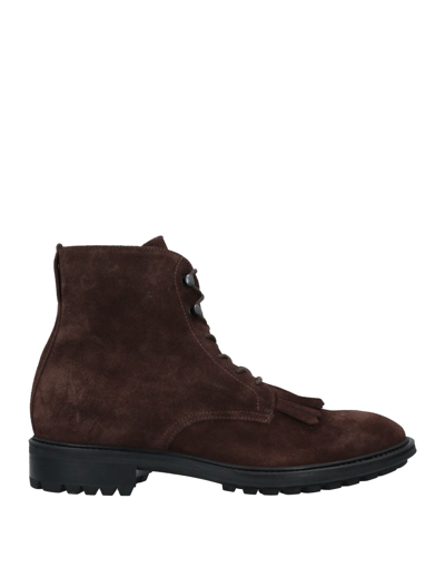 Doucal's Ankle Boots In Brown