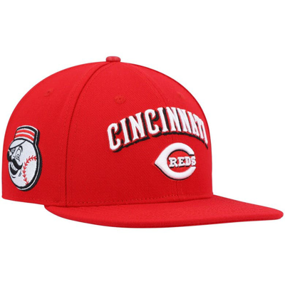 Pro Standard Red Cincinnati Reds Stacked Logo Snapback Hat In Red