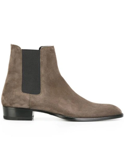 Saint Laurent Classic Wyatt 30 Chelsea Boots In Grey