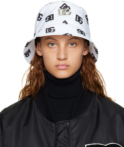 Dolce & Gabbana Quilted Logo-print Bucket Hat In White/black
