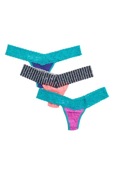 Hanky Panky Low Rise Lace Thongs In Nisc