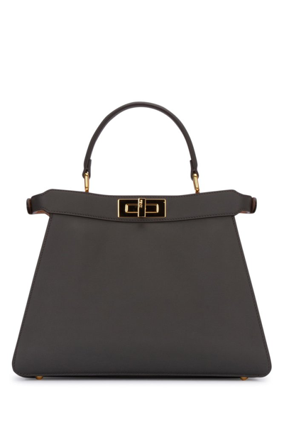 Fendi Peekaboo Iseeu Medium Leather Bag In Noir