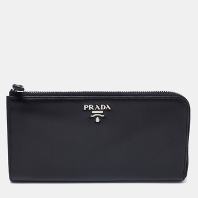Pre-owned Prada Black Calf Leather Zip Around Wallet