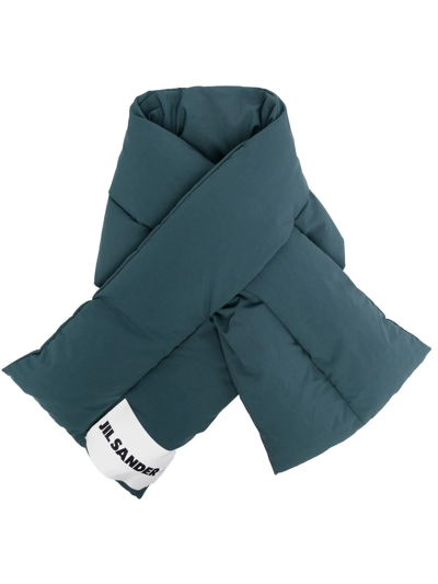 Jil Sander Logo Patch Slit Down Filled Scarf In Green