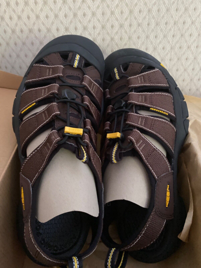Pre-owned Keen Rare Authentic Brand In Box  Newport Bison Sandals Men's Size 9m In Brown