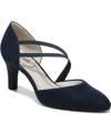 Lifestride Grace Pump In Lux Navy Fabric