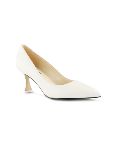 Nine West Workin Pointed Toe Pump In Cream Leather