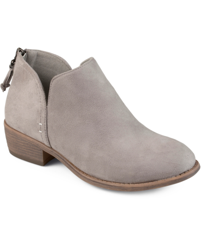 JOURNEE COLLECTION WOMEN'S LIVVY SIDE SPLIT ANKLE BOOTIES