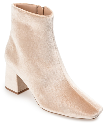 Journee Collection Hazara Block Heel Bootie In Brown