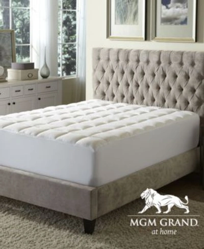 Rio Home Fashions Mgm Grand Overfilled Waterproof Mattress Pad Collection In White