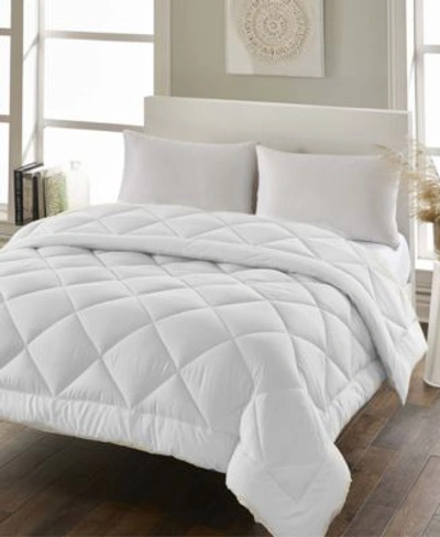 Hotel Laundry Medium Warmth All Season Down Alternative Comforter In White