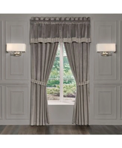 J Queen New York Belvedere Window Treatments Bedding In Silver-tone