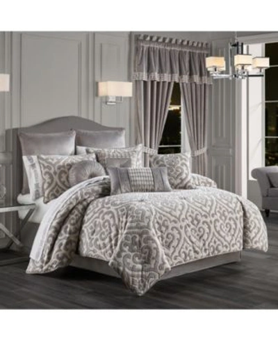 J Queen New York Belvedere Comforter Sets Bedding In Silver-tone