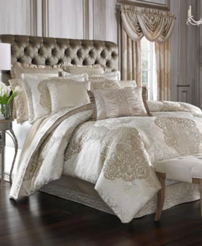 J Queen New York La Scala Comforter Sets Bedding In Silver